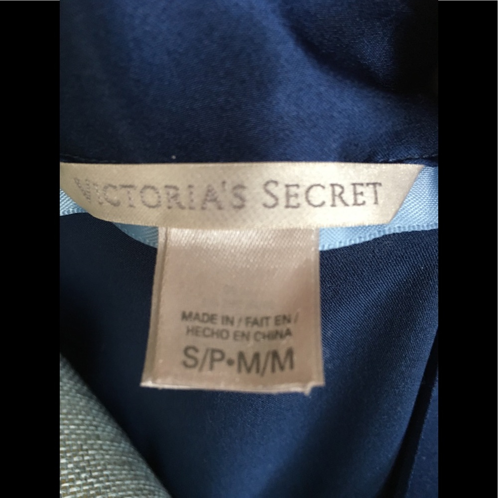 Victoria’s Secret Navy Blue Satin Robe W/ Pockets - Picture 8 of 8